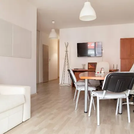 Boho Style With Garage And Large Terrace Μπρατισλάβα