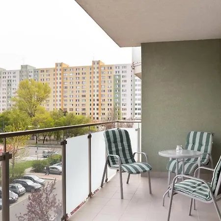 Boho Style With Garage And Large Terrace Apartment Pressburg